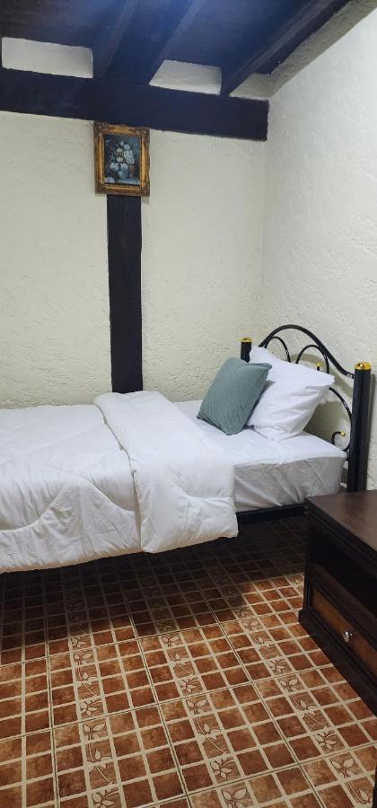 Hostel Cozy Nest Cnx Chiang Mai Zewnętrze zdjęcie