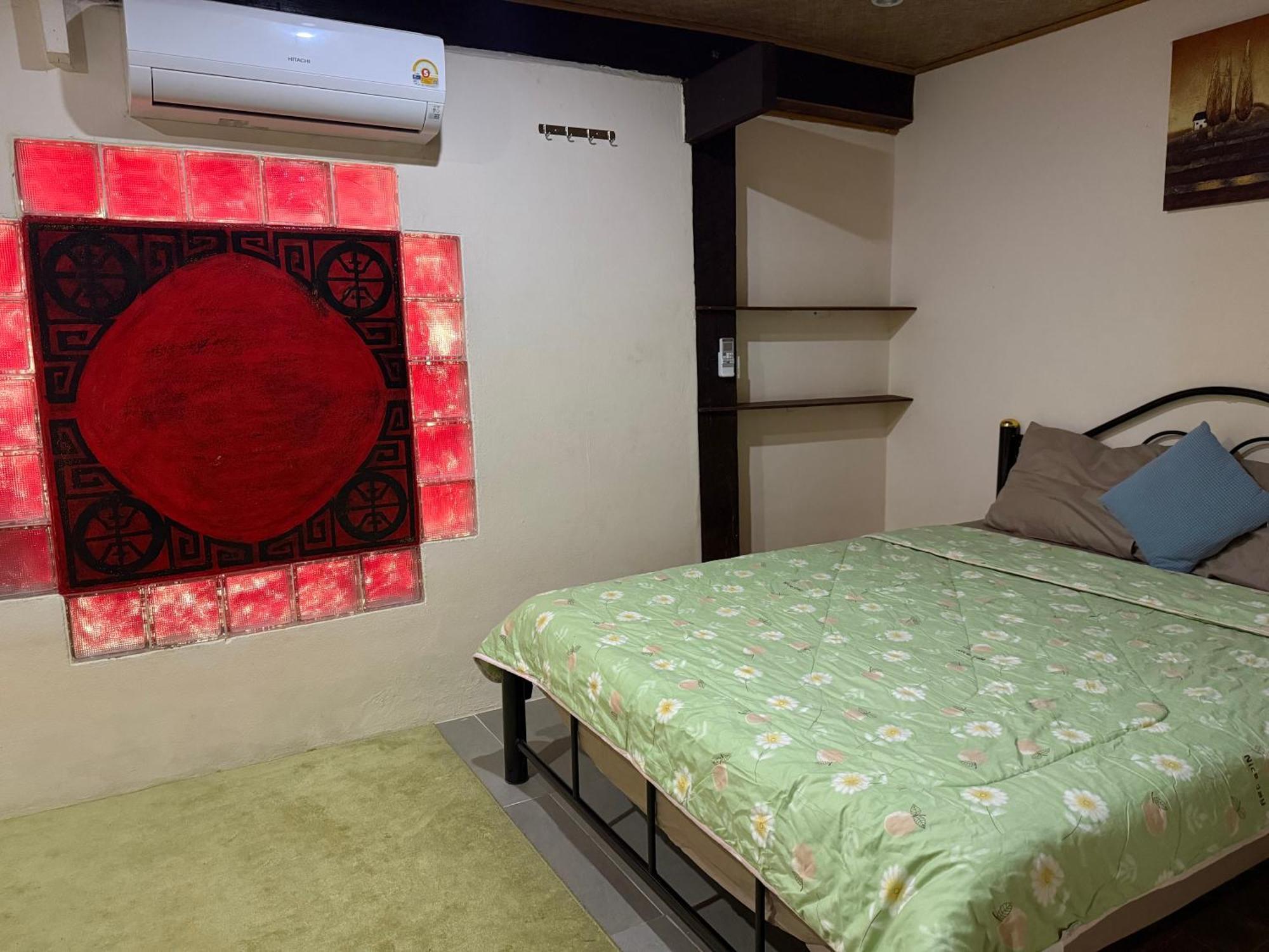 Hostel Cozy Nest Cnx Chiang Mai Zewnętrze zdjęcie